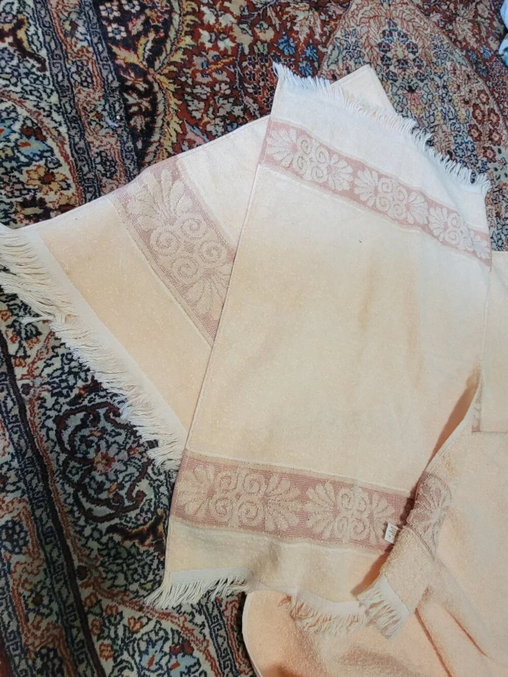 Vintage 70's Cannon Towel Set Like New 4 total